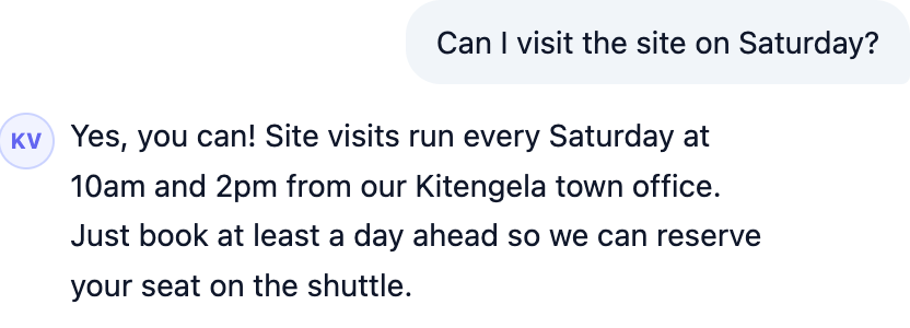 The branded AI chat answering a real question: asked whether the site can be visited on Saturday, it replies that visits run at 10am and 2pm and asks the person to book a day ahead.